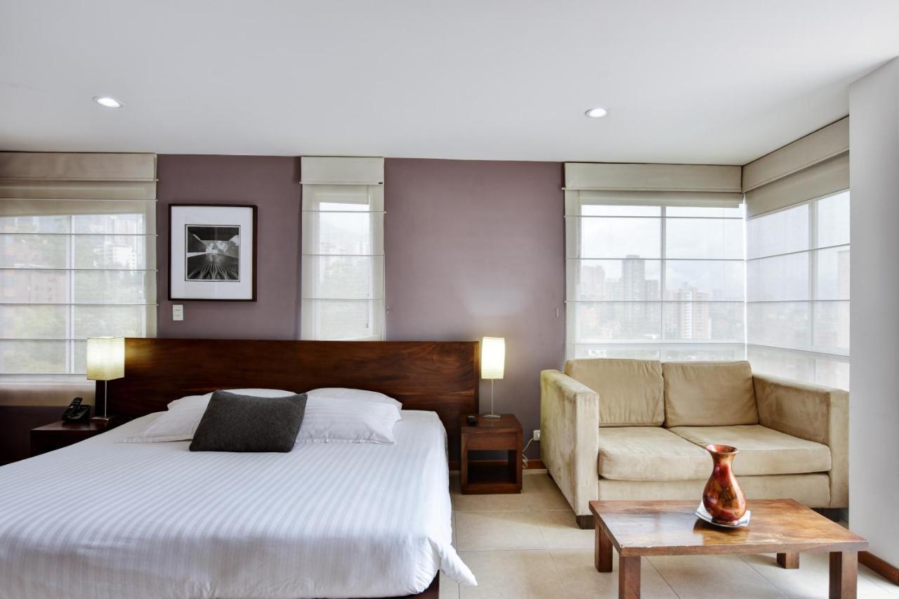 Cyan Suites Poblado By Mde Bnb เมเดยิน ภายนอก รูปภาพ
